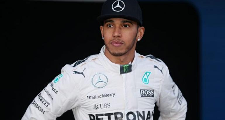 Britanicul Lewis Hamilton (Mercedes) va porni de pe prima poziţie a grilei în Marele Premiu de F1 al SUA, a 18-a etapă a Campionatului Mondial de Formula 1, ca urmare a rezultatelor din calificările de sâmbătă, de la Austin